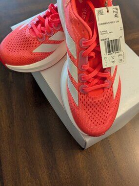 Adidas shoes size 7 Brand new